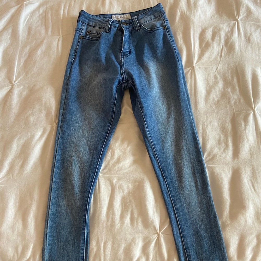 Skinny jeans